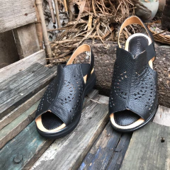 Sandalias negras pic. p02v-581 en internet