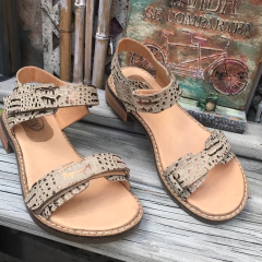 Sandalias hueso con velcro. q09v-dublin