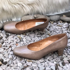 Clásicos con tacón, azafata visón- m01-777 - Altas de Olivos