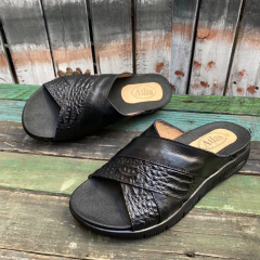 Chinelas cruzadas combinadas negras. q09v-tulum