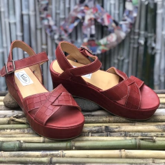 Sandalias con plataforma rojas. r11v-200 - Altas de Olivos