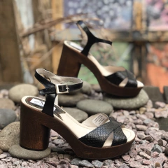 Sandalias con plataforma negras. p02v-1712 - Altas de Olivos