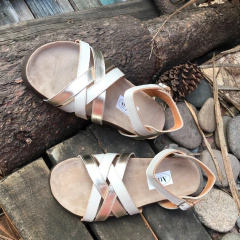 Sandalias birk hueso y platino. . j05v-698 - tienda online