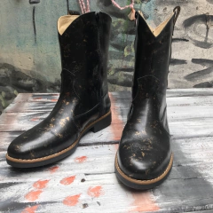 Imagen de Botas texanas sin taco, negro marmolado. j05i-5010