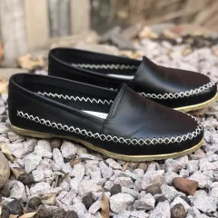 Alpargata lisa negro. v07-011*111