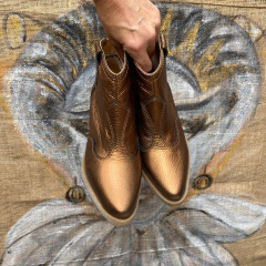 Charrito Texana corta cuero metalizado bronce . p02-1851*464 - Altas de Olivos