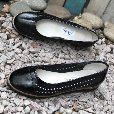 Chatitas, negras. e03-2121 en internet