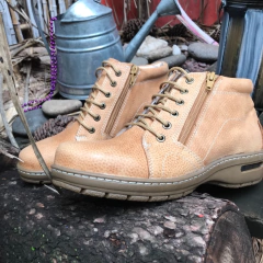 Botineta 2cierres y cordón Camel. p02i-209 en internet