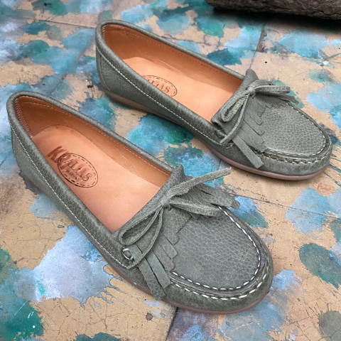 Mocasín legítimo verde seco. r11-1210-141