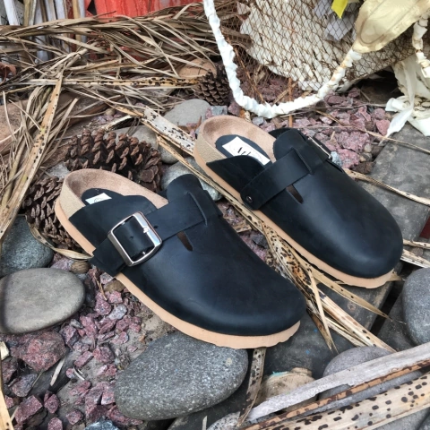 Zuecos mules, boston negro B. h10m-boston