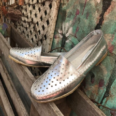 Alpargatas pic metalizado plata. v07-010*111