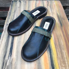 Zueco punta cerrada, negro. j05m-04 - Altas de Olivos