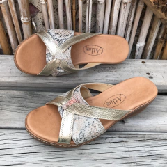 Chinelas combinadas platino y multi. j05v-224 en internet