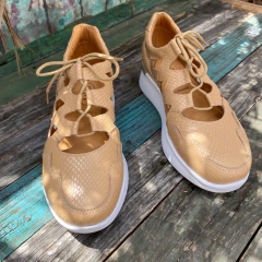 Zapatillas caladas, beige. p02m-2022 en internet