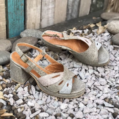 Sandalias Sandalias plataforma piedra. m01v-1821 - comprar online