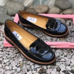 Mocasín 142-1300 r11 negro charol en internet