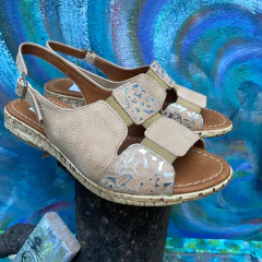 Sandalias pach beige. m01v-800 - Altas de Olivos