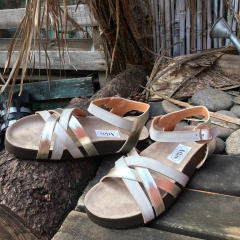 Sandalias birk hueso y platino. . j05v-698 - comprar online