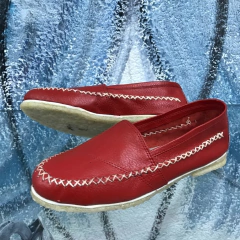 Alpargata lisa rojo. v07-011*111 - Altas de Olivos