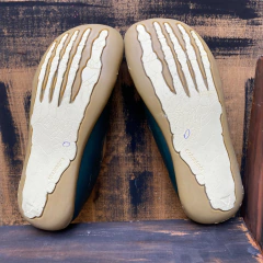 Imagen de Panchas Patas huesos. Azul petróleo. Agua Patagona Alamo . a04-alamo-141