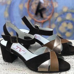 Sandalias chocolate suela platino. e03v-5000 - Altas de Olivos