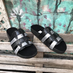 Chinelas birk negras y plata. N*41. j05v-292 en internet