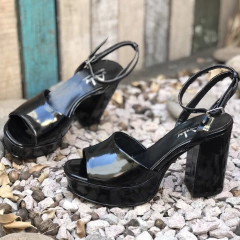 Sandalias con plataforma negras.N*37- xxv-1762 - comprar online