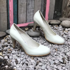 Stilettos, hueso. e03-200 en internet