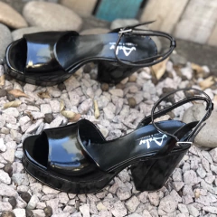 Sandalias con plataforma negras.N*37- xxv-1762 en internet