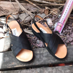 Sandalias negras. j05v-3700 - comprar online