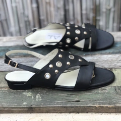 Ojota sandalia negra. -e03v-7074-