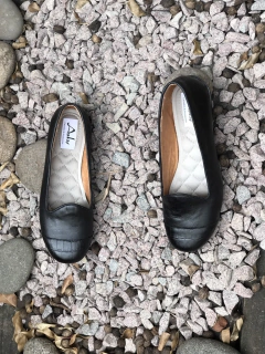 Chatitas con copete, negras. j05-1114 - tienda online