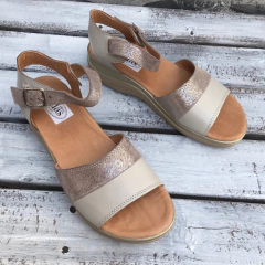 Sandalias hueso y plata. j05v-591a - comprar online