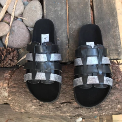 Chinelas birk negras y plata. N*41. j05v-292
