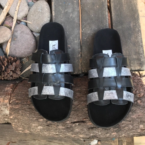 Chinelas birk negras y plata. N*41. j05v-292