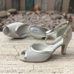 Sandalias con talón stilettos tango, arena. e03-532 - comprar online