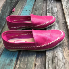 Alpargata lisa ciruela quebrado. v07-011*111 - Altas de Olivos