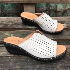 Chinelas pic blancas. j05v-3600