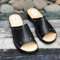 Chinela faja con tachitas superconfort, negras. N*40. s06v-2207 - comprar online