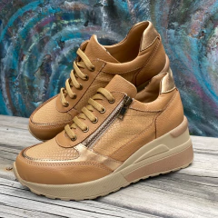 Zapatillas con taco chino, camel. p02m-2120 - Altas de Olivos