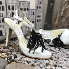Sandalias con plataforma blancas. e03v-1002
