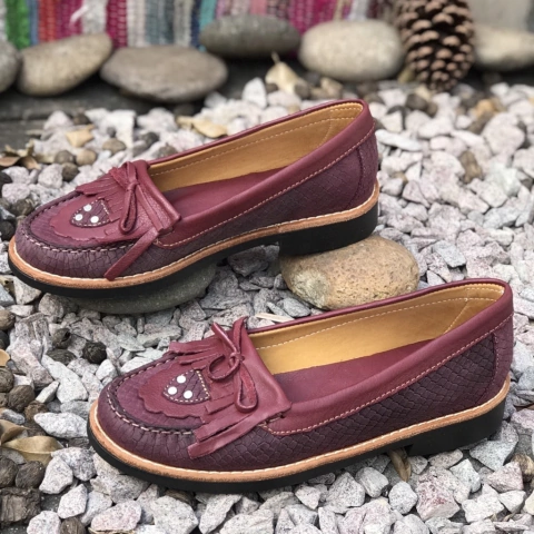 Mocasín legítimo bordo-r11-120