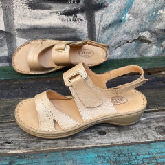 Sandalia c/velcro superconfort metalizado beige. bn. s06v-2204 en internet