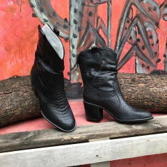 Texanas con tacón negras n* 41 . e03i-2008 - tienda online