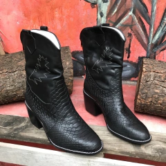 Texanas con tacón negras n* 41 . e03i-2008 - Altas de Olivos