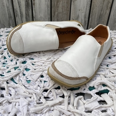 Imagen de Panchas Patas huesos. Blancas . Agua Patagona Alamo . a04-alamo-141