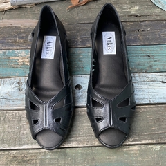Sandalias con talón, tipo balerinas caladas y boca de pez, negras. p02mv-2039 - Altas de Olivos
