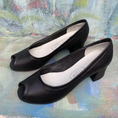 Imagen de Clásicos tacón con punta de pez negros .e03m*10224-114