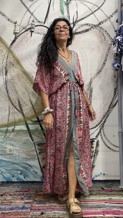 Vestido largo con tajo de seda. soyo*69085