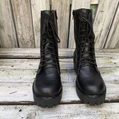 Borcegos negros caña alta. j05-1702 en internet